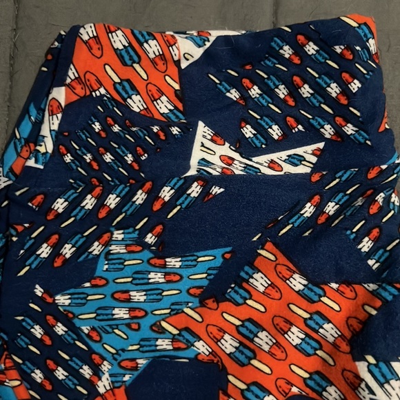 LuLaRoe Rocket Pop leggings OS - Picture 3 of 3